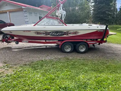 For sale 2005 Tige 21I wake /surf boat 614 hrs on 5.7 L 340HP motor Extreme Easy load trailer with b...
