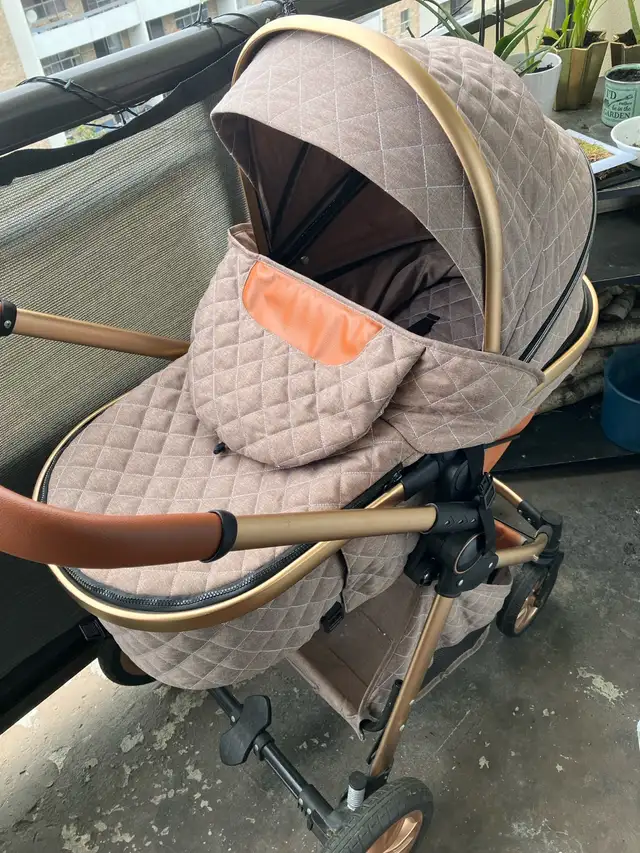 Beautiful Stoller pram baby carriage, car seat $400 obo in Strollers, Carriers & Car Seats in St. Catharines - Image 8