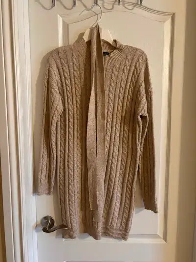 Sweater dress, View more