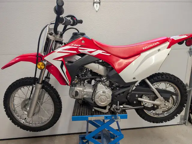 2021 CRF110FM Motor Dirt Bike in Dirt Bikes & Motocross in St. Catharines - Image 3