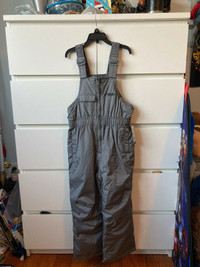 Brand new with tags Size 6 Snowpants