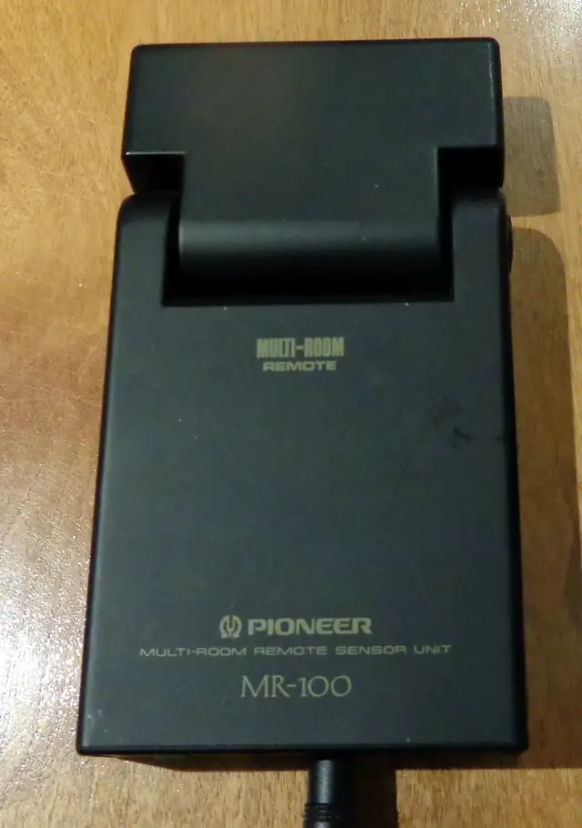 Pioneer MR-100 Multi-Room Remote Sensor Unit w Power Cord (Rare) in General Electronics in Oshawa / Durham Region - Image 2