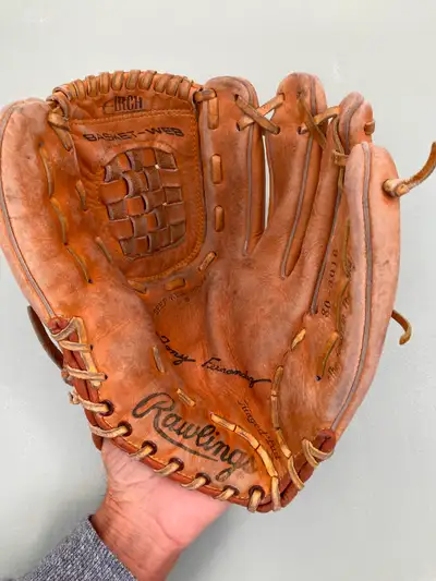 Rawlings Tony Fernandez Leather Baseball Glove (5627) Left hand catching Edge-U-cated Heel Basket We...