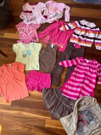 Lot vêtements fille 4-5 ans (16 morceaux)