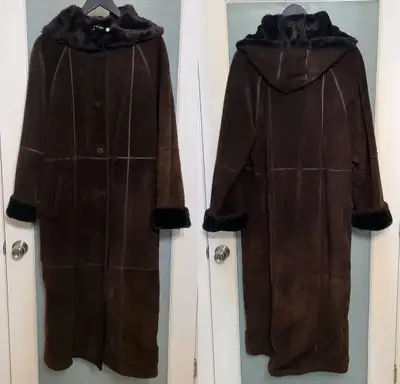 Marvin Richards - (Size L) Women's Winter Sheepskin Leather Coat, View more