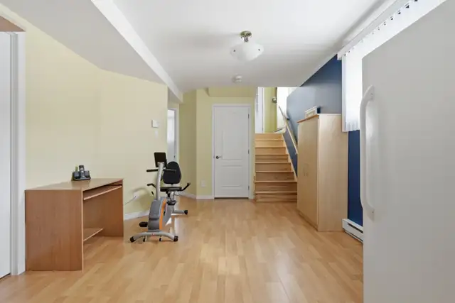 Jumelé paisible à Lévis – cour intime sans voisin arrière in Long Term Rentals in Lévis - Image 11