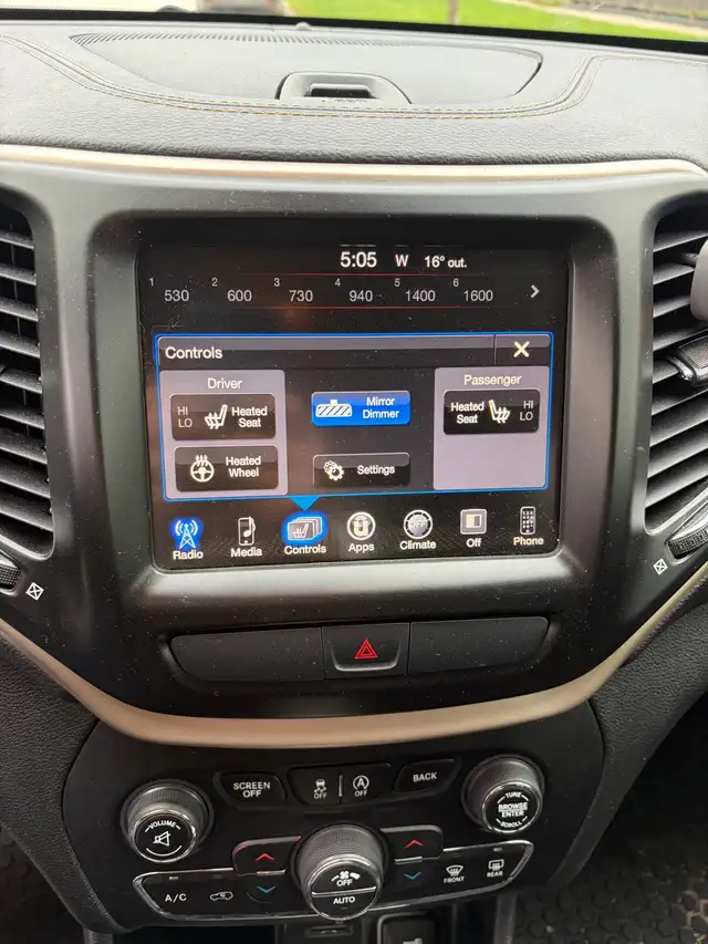 2016 Jeep Cherokee 581029103875532809