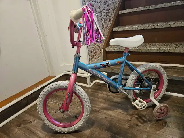 vélo de fillette  in Kids in Longueuil / South Shore - Image 4
