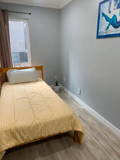 PRIVATE ROOM in House