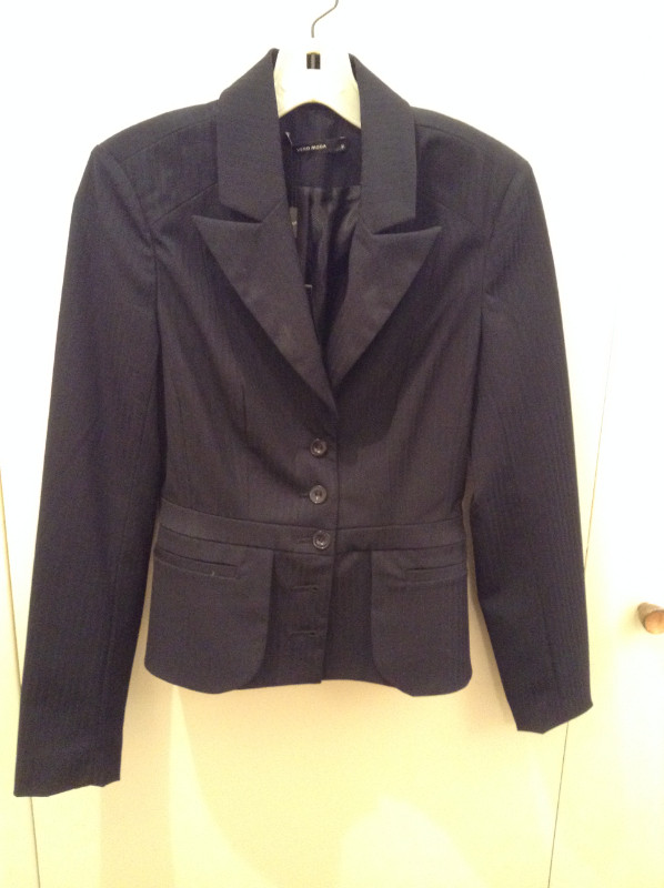 Only $40 for this brand new vintage Vero Moda blazer! in Women's - Tops & Outerwear in City of Toronto