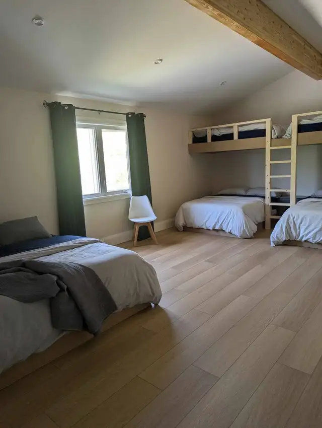 Gorgeous Cottage on Lake Simcoe in Ontario in Canada - Image 6