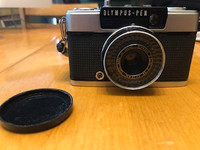 Caméra Olympus - Pen EES-2 (demi 35mm)