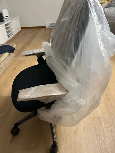 Brand New Steelcase Leap, View more