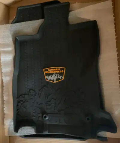 Set of 4 Subaru OEM all-weather rubber floor mats. Fits at least all 2020-25 SUV models. New in box....