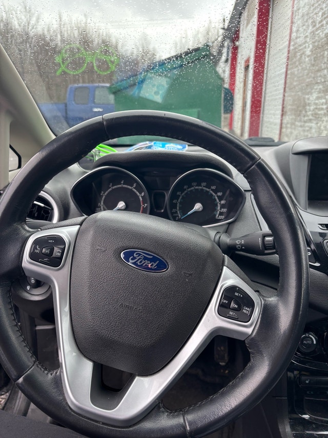 Ford fiesta 2014 — photo 5