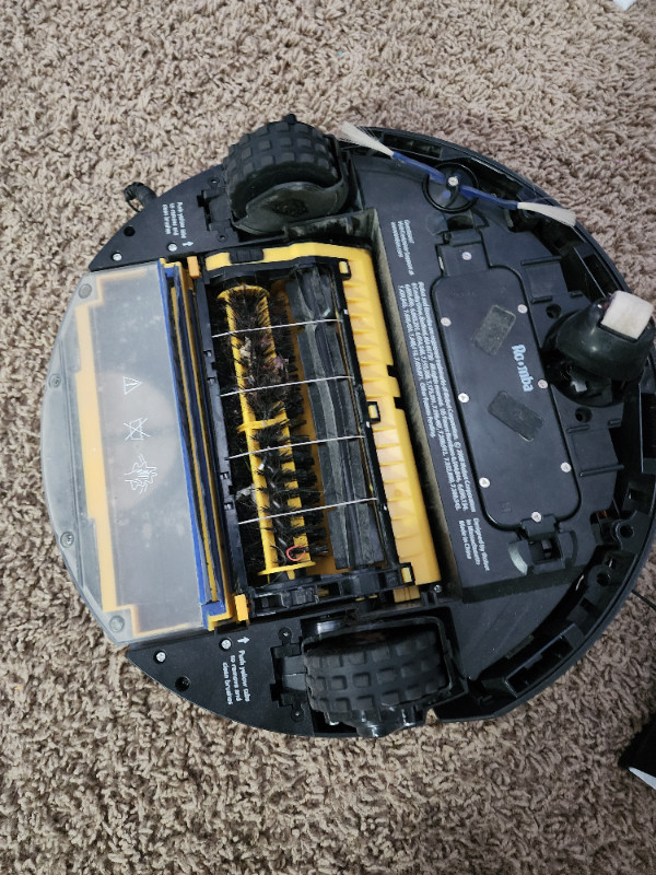iRobot Roomba vacuum in Vacuums in Calgary - Image 3