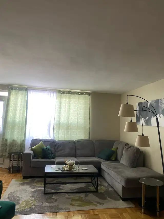 Female private room for rent in Room Rentals & Roommates in Ottawa - Image 3