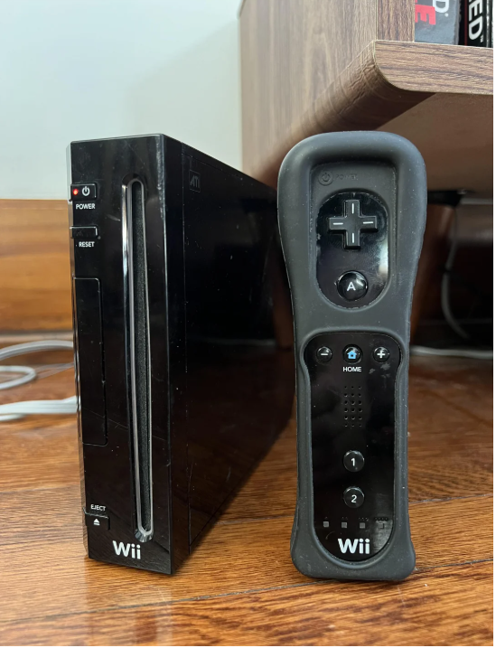 M.O.D.D.E.D Wii + about 130 popular games
