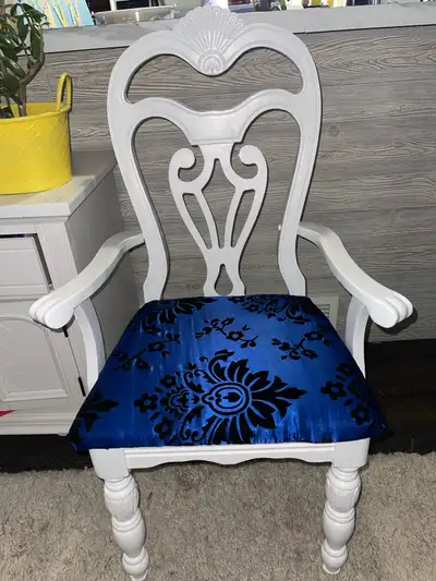 Like new condition, real wood and very sturdy