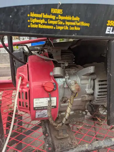 Selling my Rodac generator with a Honda engine. This generator has a 3500 watts 6.5HP OHV engine and...