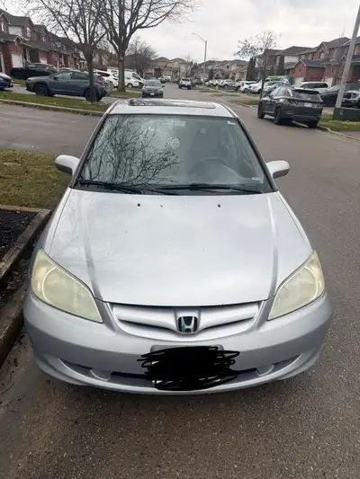 Selling 2005 Honda Civic Si 280,000kms Brake pads and rotors 2024 Brake lines 2024 Alternator 2025 S...