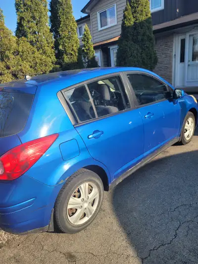 You may drive this cute car to the end of 401 in windsor, or as an inexpensive train station or loca...