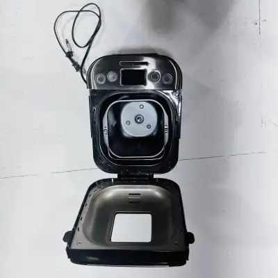 Cuisinart Bread Maker BNIB, View more