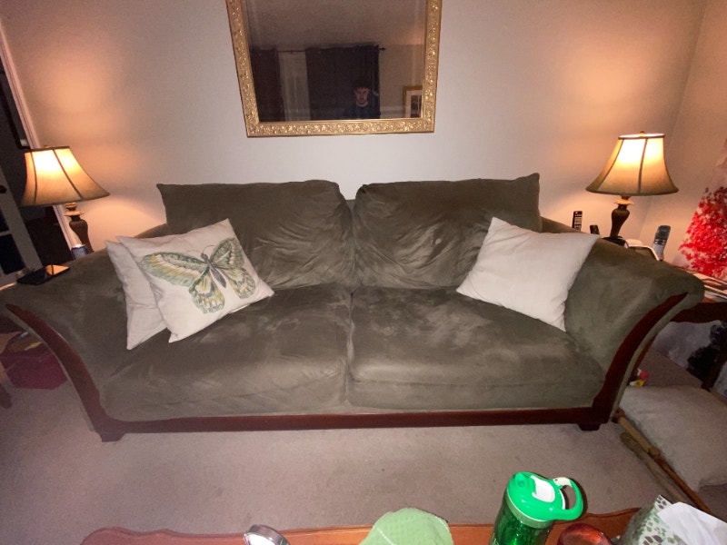 Couch, Living Room Couches & Futons City of Halifax Kijiji