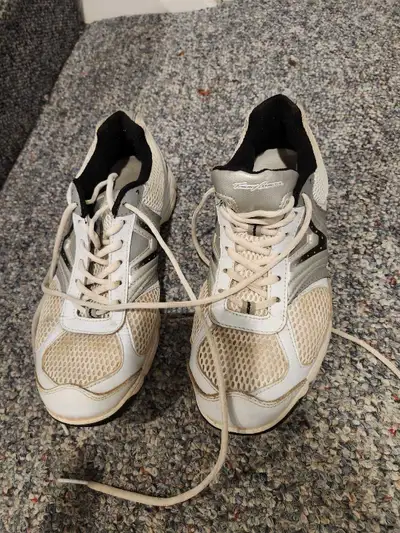 Golf Shoes - Size 10, View more