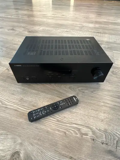 Yamaha R-S201, View more