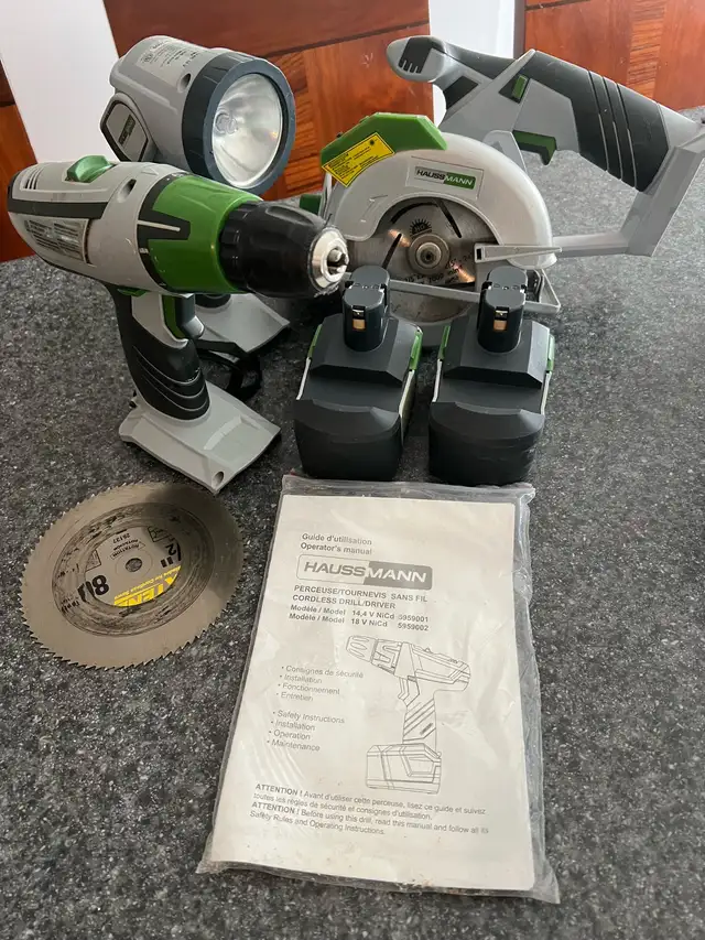 Haussmann Cordless drill,Circular saw and light in Hand Tools in Ottawa - Image 2
