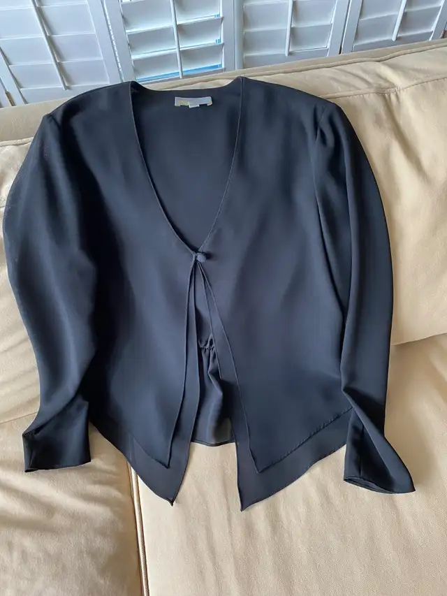 Elegant 3 Piece Evening Outfit - Timeless Design in Women's - Dresses & Skirts in City of Toronto - Image 7