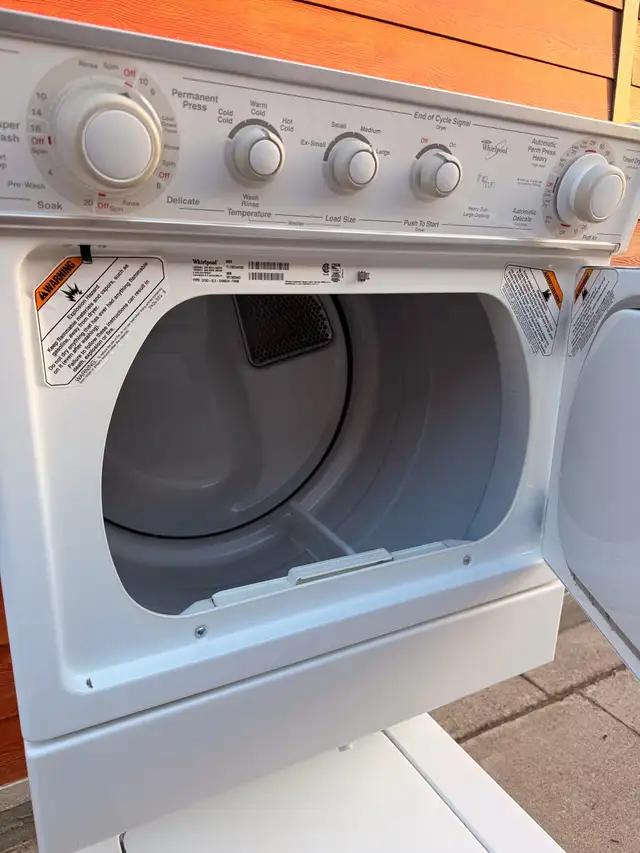 Whirlpool Laundry Center (Washer & Dryer Combo) 27” in Washers & Dryers in Mississauga / Peel Region - Image 6
