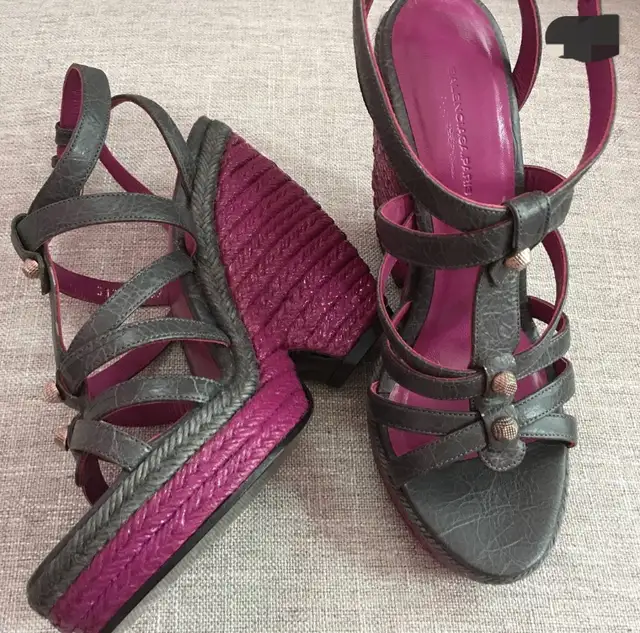 AUTHENTIC BALENCIAGA GROMMET WEDGE SANDALS-SIZE 9, fits size 8 in Women's - Shoes in Oakville / Halton Region - Image 2