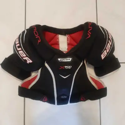 - Junior Medium - Chest: 29"-32", 74cm-81cm - Height: 4'7"-4'11", 1.4m-1.5m - Properly cleaned, no o...