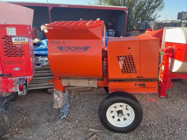 Used Concrete / Mortar Mixers - Gas or Electric in Power Tools in Edmonton - Image 2