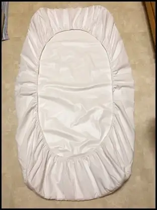 Crib Waterproof Mattress Pad $10 in Cribs in Winnipeg - Image 3
