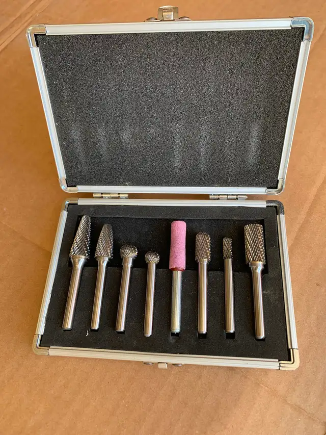 Carbide bit set482653429008977920