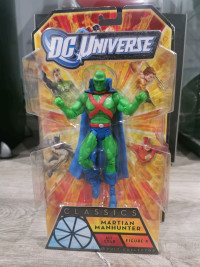 DC Universe Classic Martian Manhunter