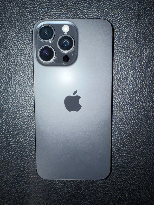 IPHONE 15 PRO MAX in Cell Phones in Stratford