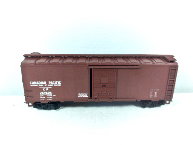 HO Train Athearn CPR 40' Steel Box Cars "Int. of Maine Division" in Hobbies & Crafts in Moncton - Image 2