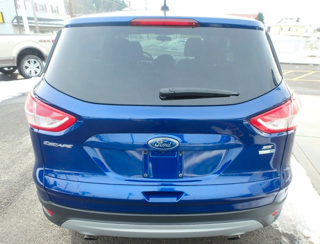 2015 FORD ESCAPE SE FWD in Cars & Trucks in Markham / York Region - Image 4