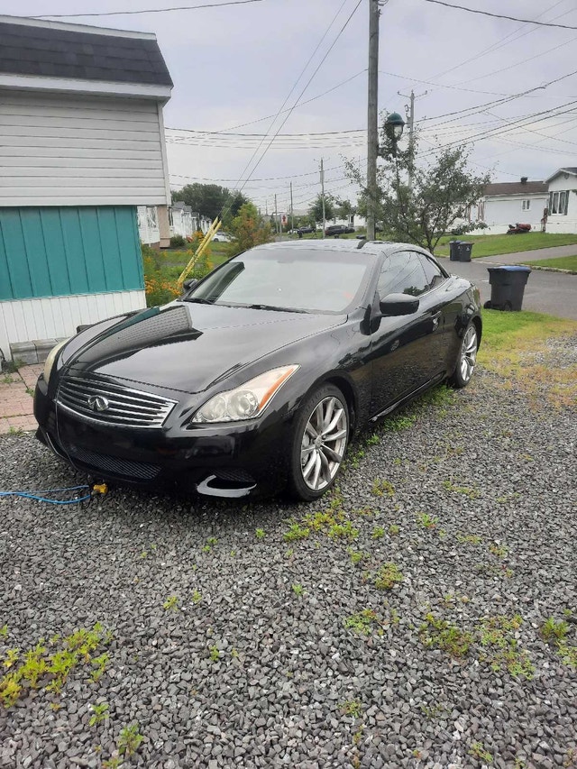 INFINITI G37S DÉCAPOTABLE ÉDITION SPORT 2009 TRÈS RARE — photo 2