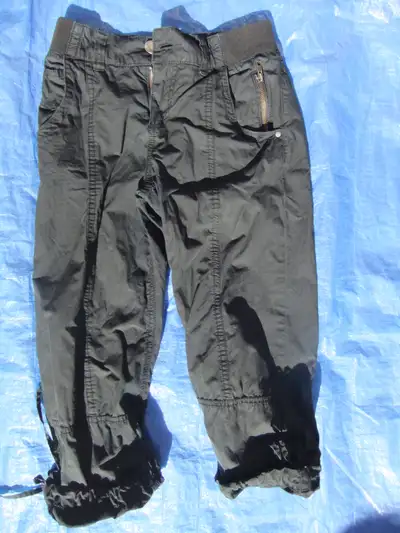 Women's Black H& M Cotton Capri Shorts, XS, View more