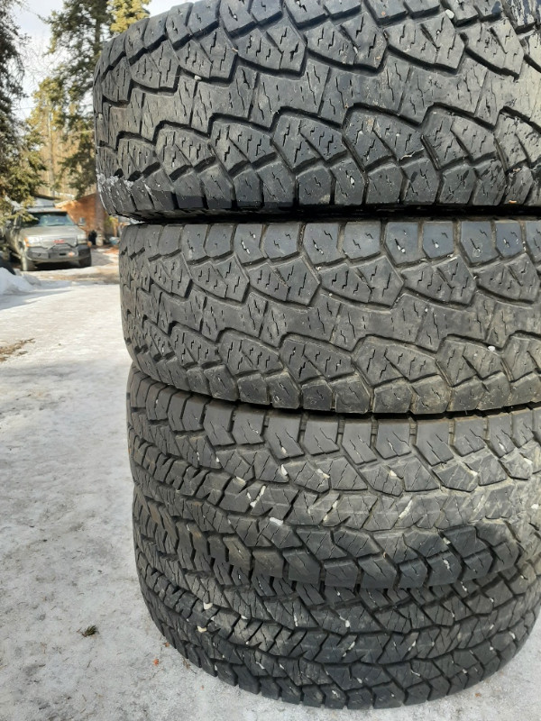 4 265 75R16 HANKOOK DYNAPRO AT2 in Tires & Rims in Whitehorse
