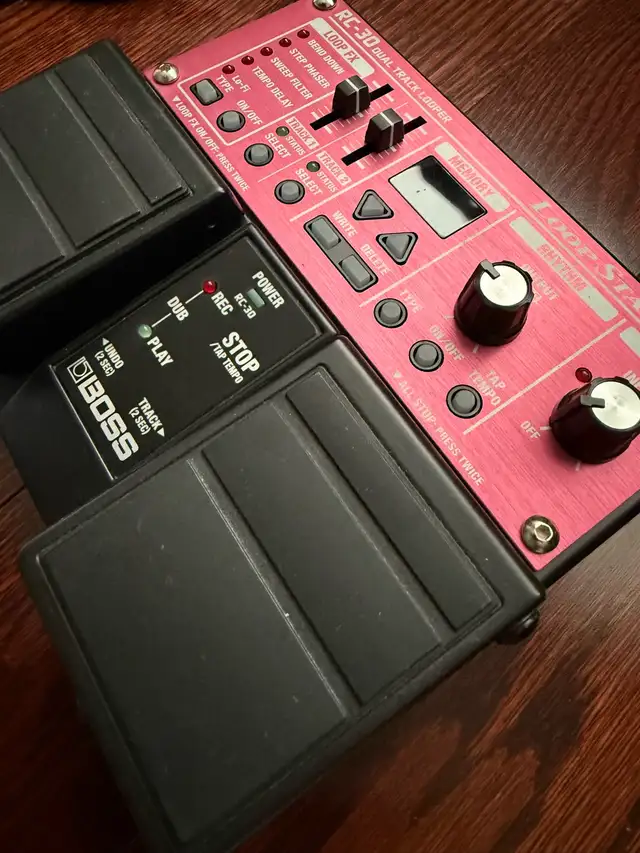Boss RC-30 Loop Pedal - Like New in Amps & Pedals in Markham / York Region - Image 3