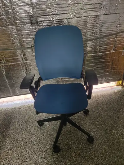 Chaise ergonomique Steelcase Leap V2, View more