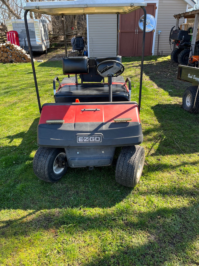 Golf cart ezgo 1994 in Other in Kawartha Lakes - Image 4