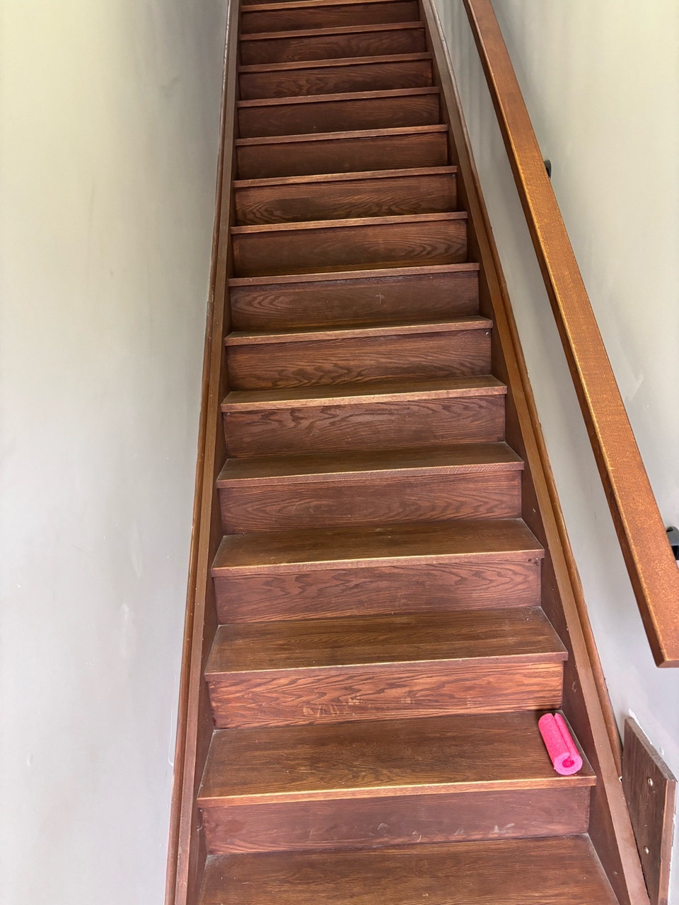 Country living. Large independent apartment on the second floor. 3