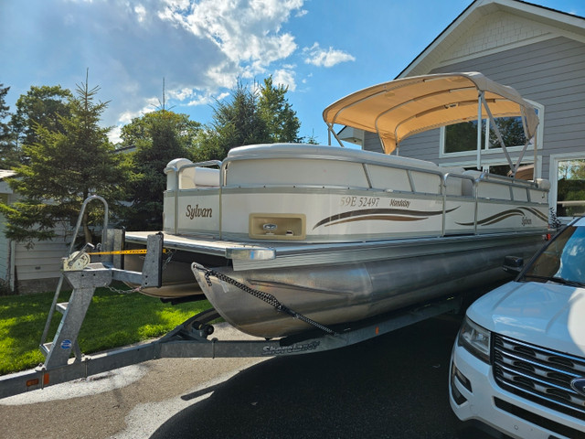 2004 Sylvan Mandalay 8523cr Pontoon for sale. in Powerboats & Motorboats in Barrie - Image 3